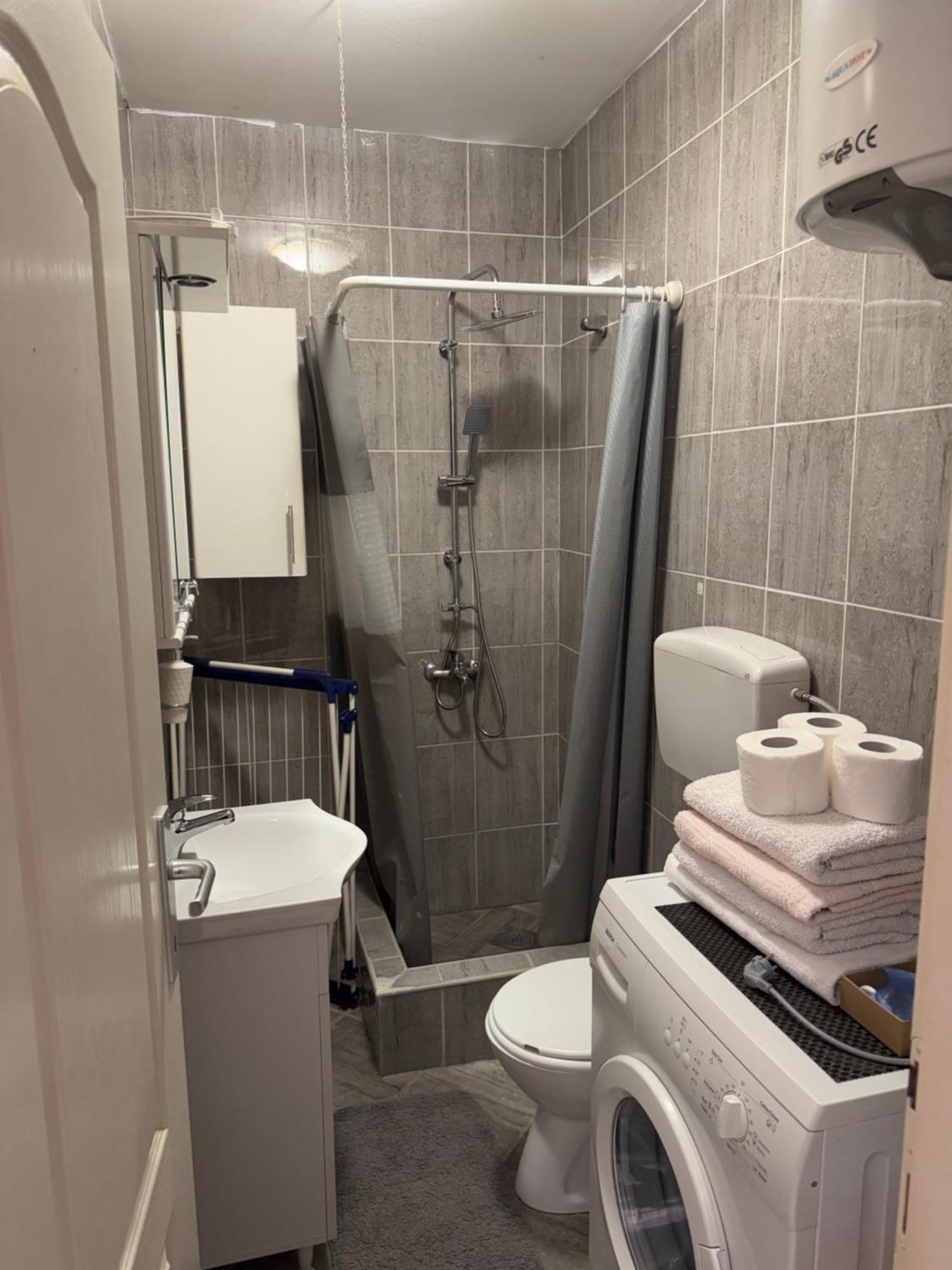 Studio Apartment For Rent In Будва Экстерьер фото